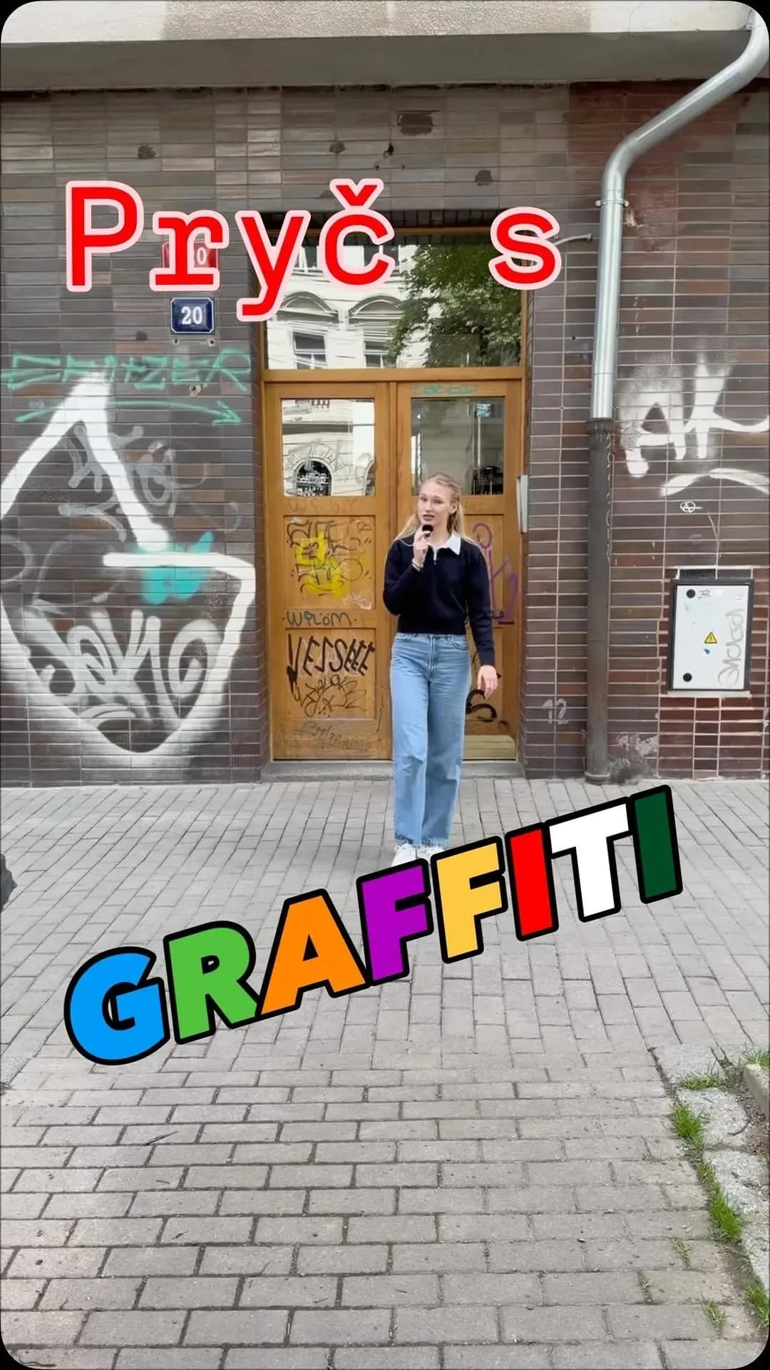 Pryč s graffiti — video z akce na Instagramu